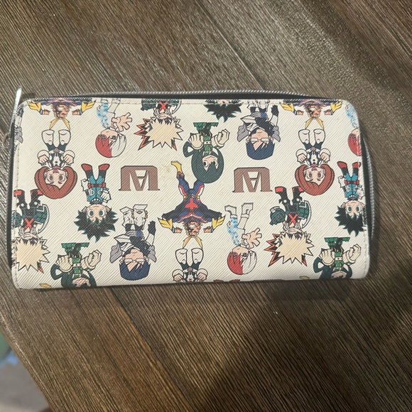 My Hero Academia Zip-around Clutch Wallet - Picture 4 of 6